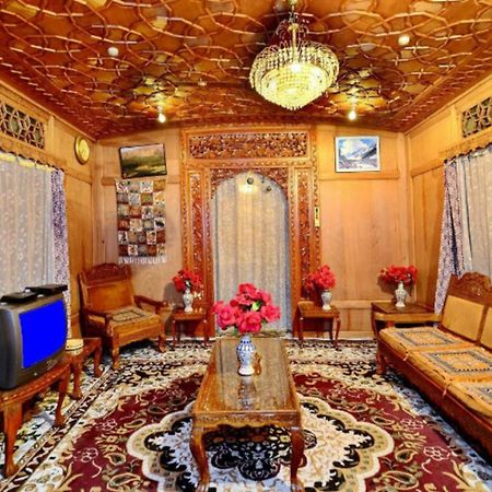 Hotel Umbrella Group Of House Boat Srīnagar Exterior foto